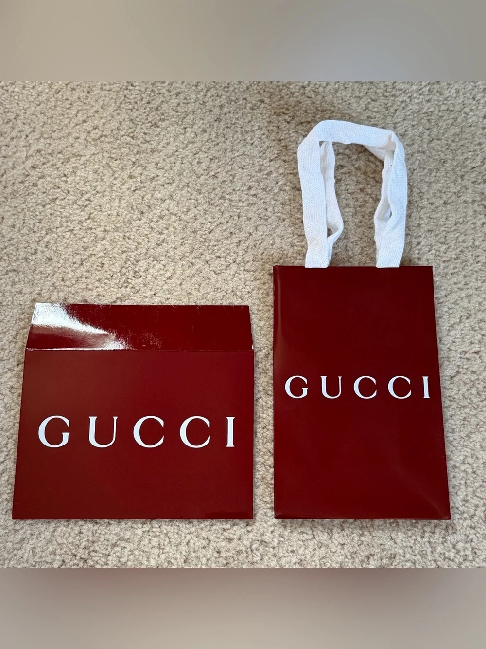 GUCCI Authentic Gift Bag & Envelope Red Burgundy White Logo Small Luxury Packagi